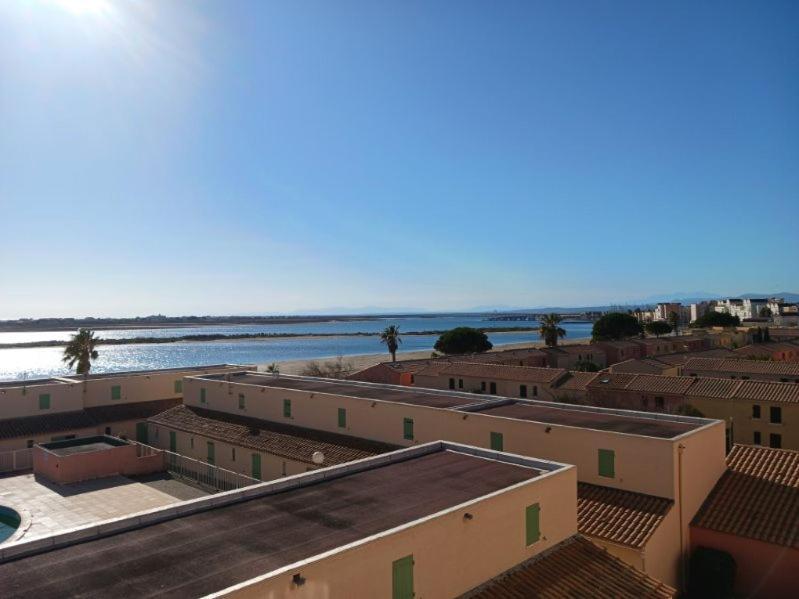 Appartement Avec Magnifique Vue Sur Mer Gruissan Exterior photo